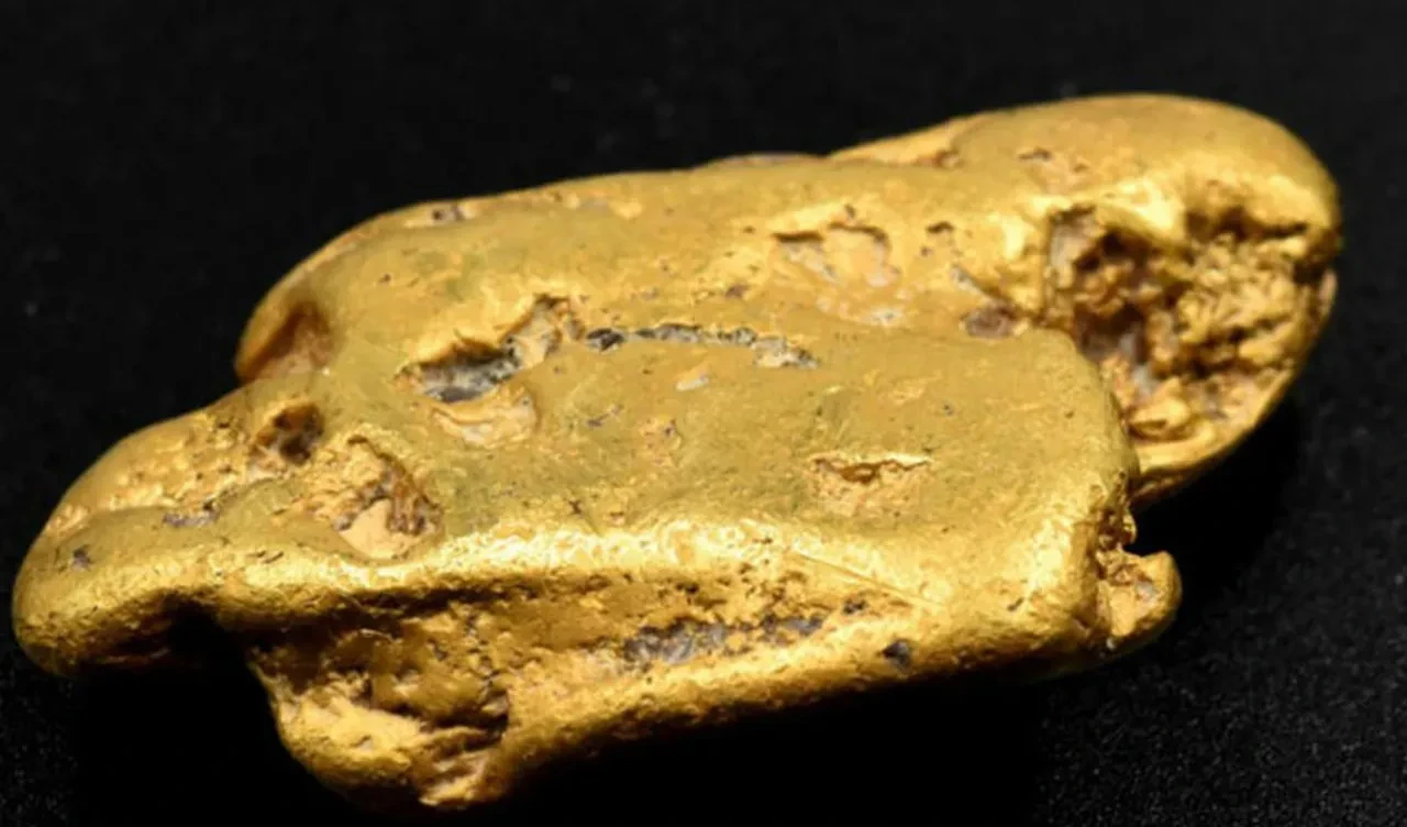 Bilim insanlarından ilginç keşif! Dünya çekirdeğinden yüzeye altın sızıyor