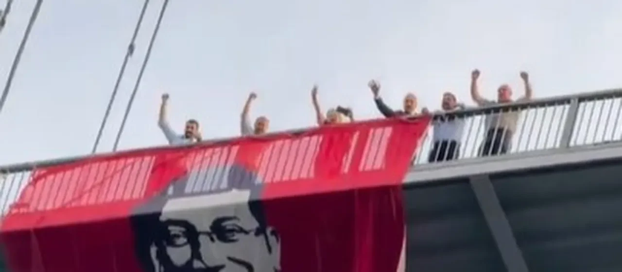 CHP’lilerin köprü eylemi sonrası savcılık harekete geçti: İmamoğlu pankartı kaldırıldı