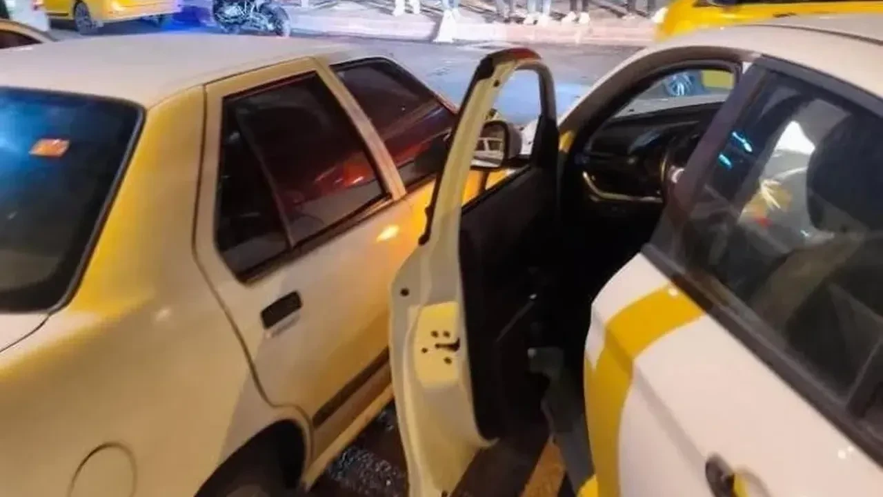 Elazığ’da 2 otomobil kafa kafaya çarpıştı: 2 yaralı