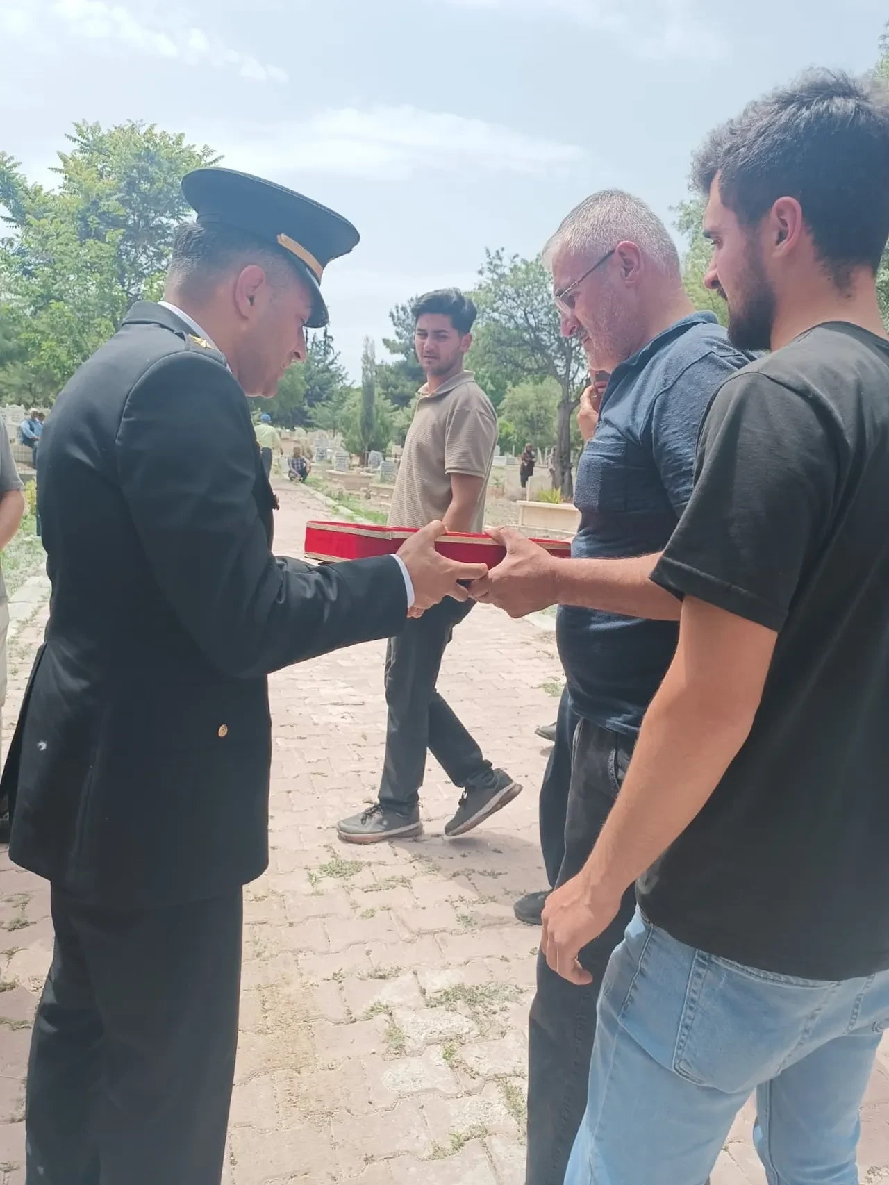 Hayatını kaybeden Kıbrıs gazisi törenle toprağa verildi
