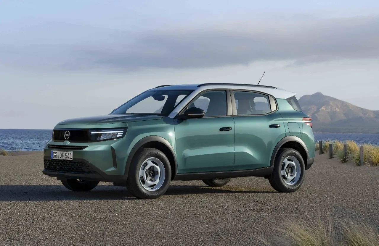 Sıfır otomobilde Opel Frontera rüzgarı! Nakit indirimi ve yüzde 0 faizli kredi sunuyor
