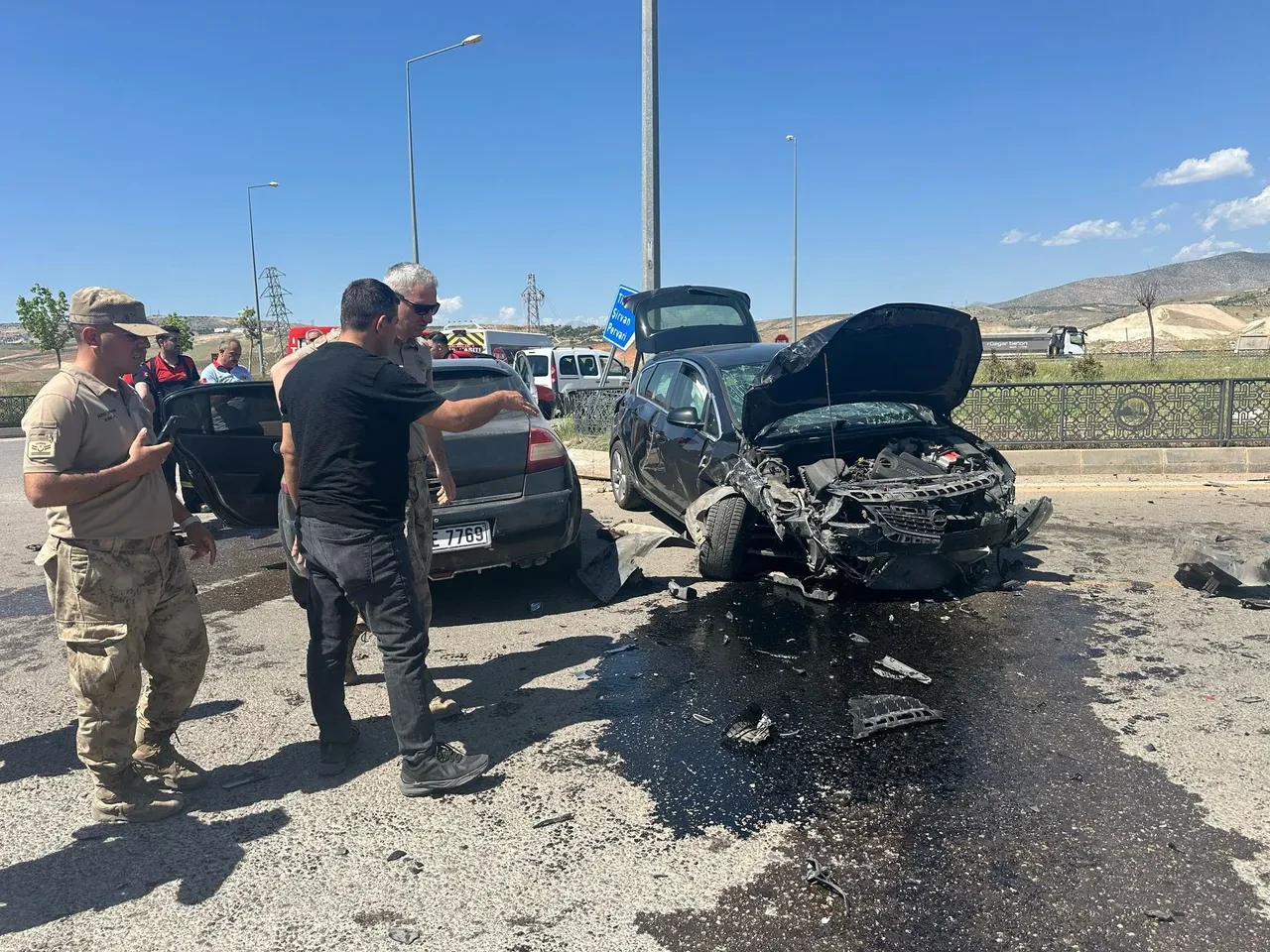 Siirt'te trafik kazası: 1’i ağır 4 yaralı