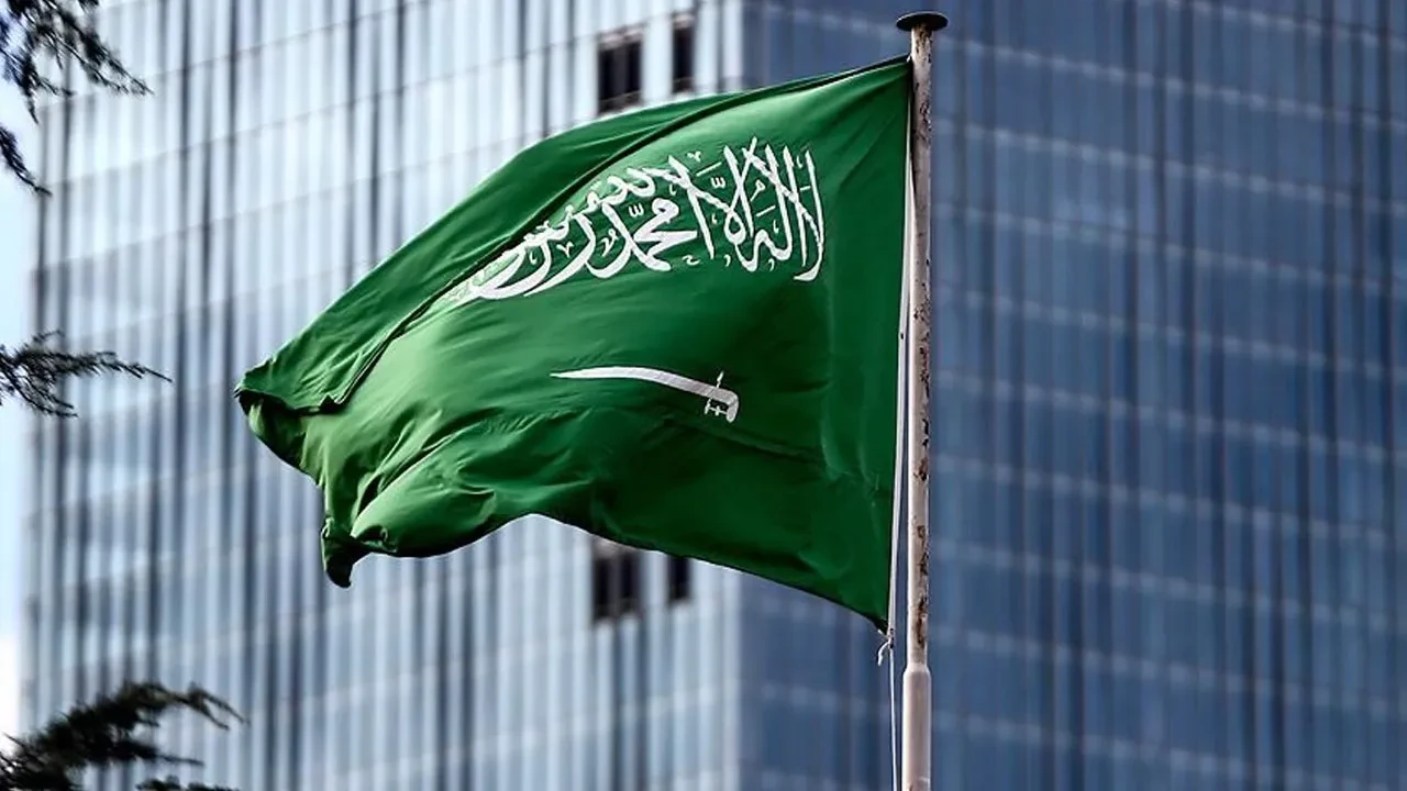 Suudi Arabistan 73 yıl sonra alkol satışına izin veriyor