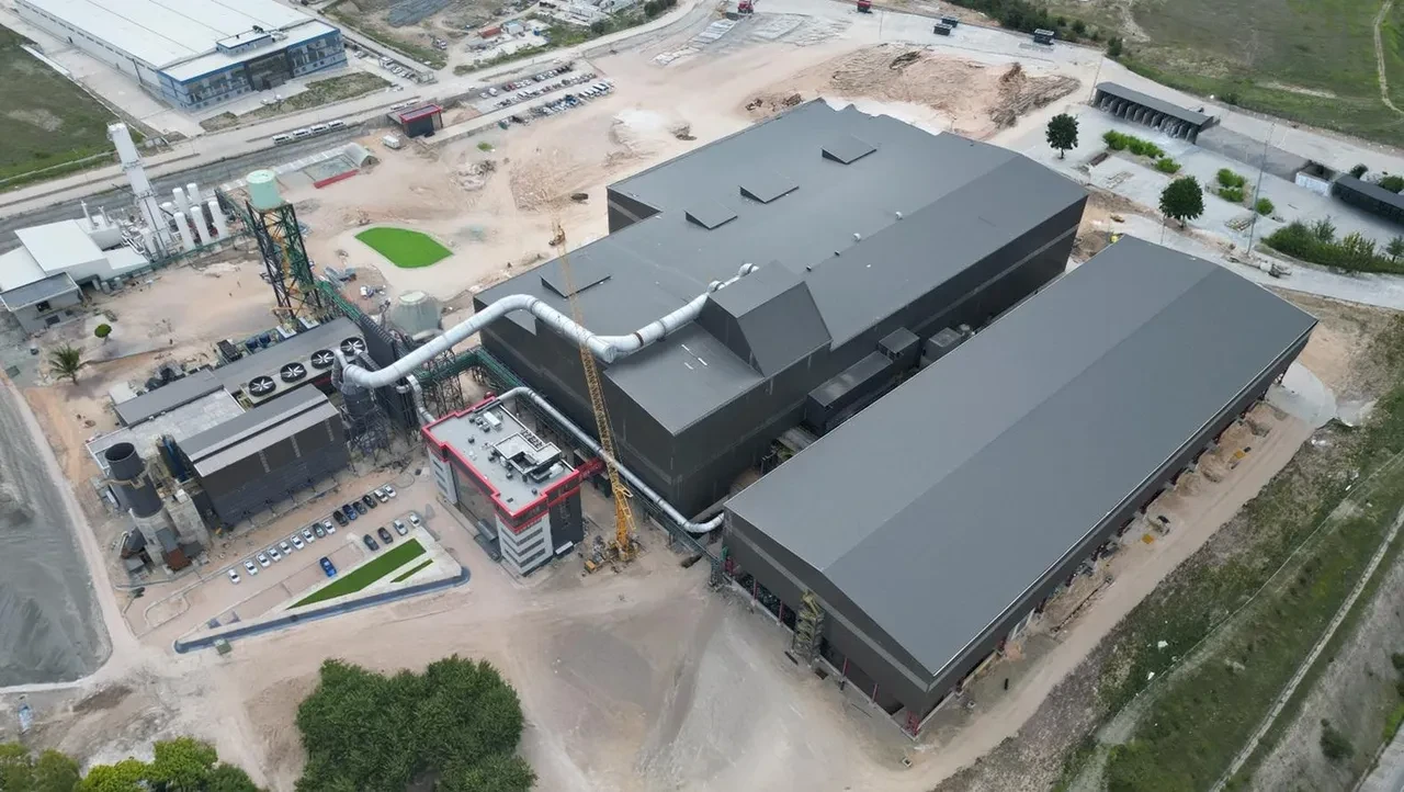 Yeşil çelik tesisinde ilk döküm başarıyla alındı! Hasçelik'ten yeni başarı