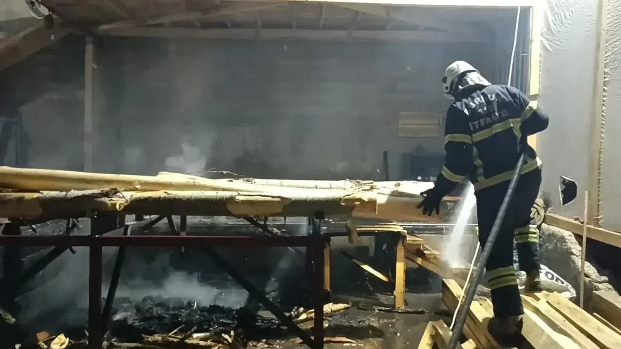 Burdur’da hizar atölyesi alevlere teslim oldu
