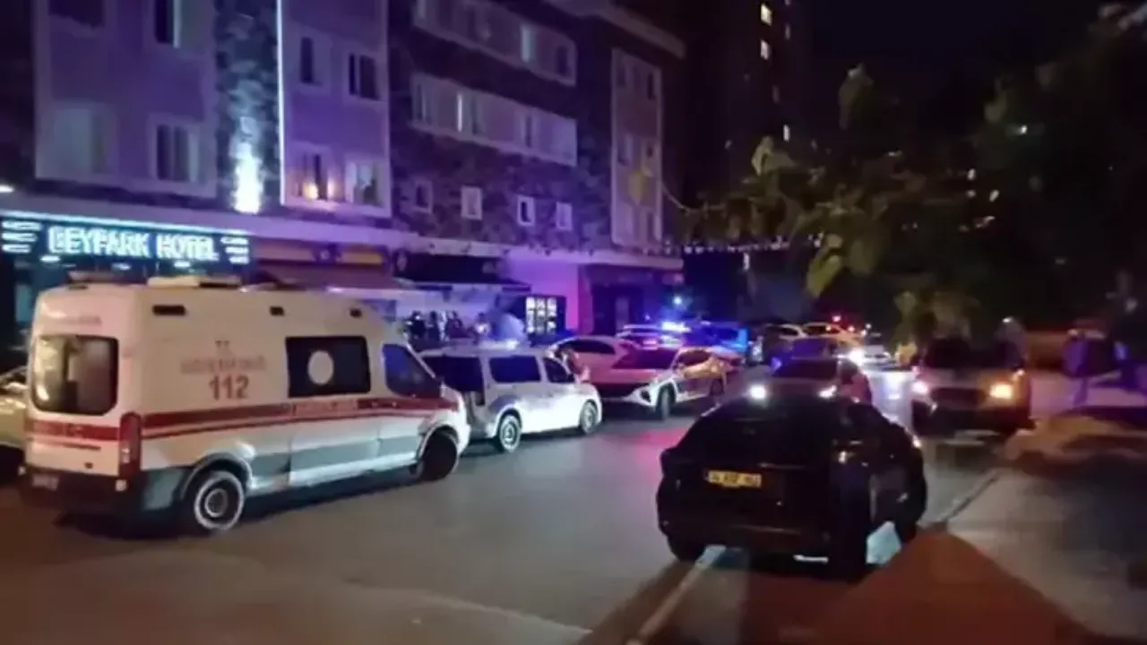 Esenyurt’ta baba-oğul kavgası kanlı bitti 