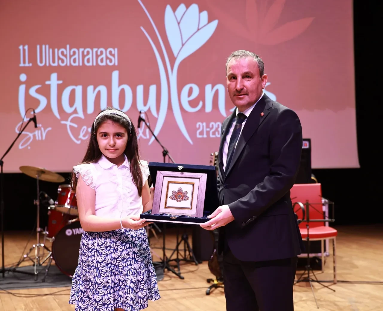 İstanbulensis Şiir Festivali geleceğin şairlerine kapı araladı