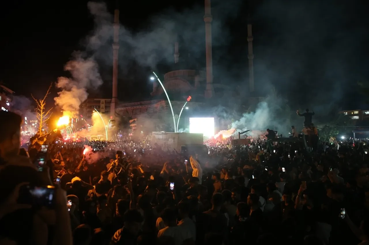 Muş’ta Muşspor zaferi: 2. Lig’e yükseliş coşkuyla kutlandı