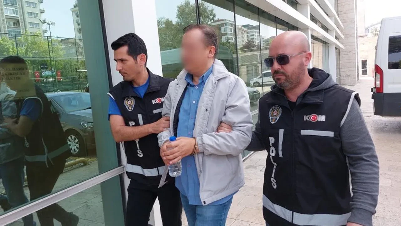 Samsun'da silah kaçakçılığı! Arabanın içinde ortaya çıktı