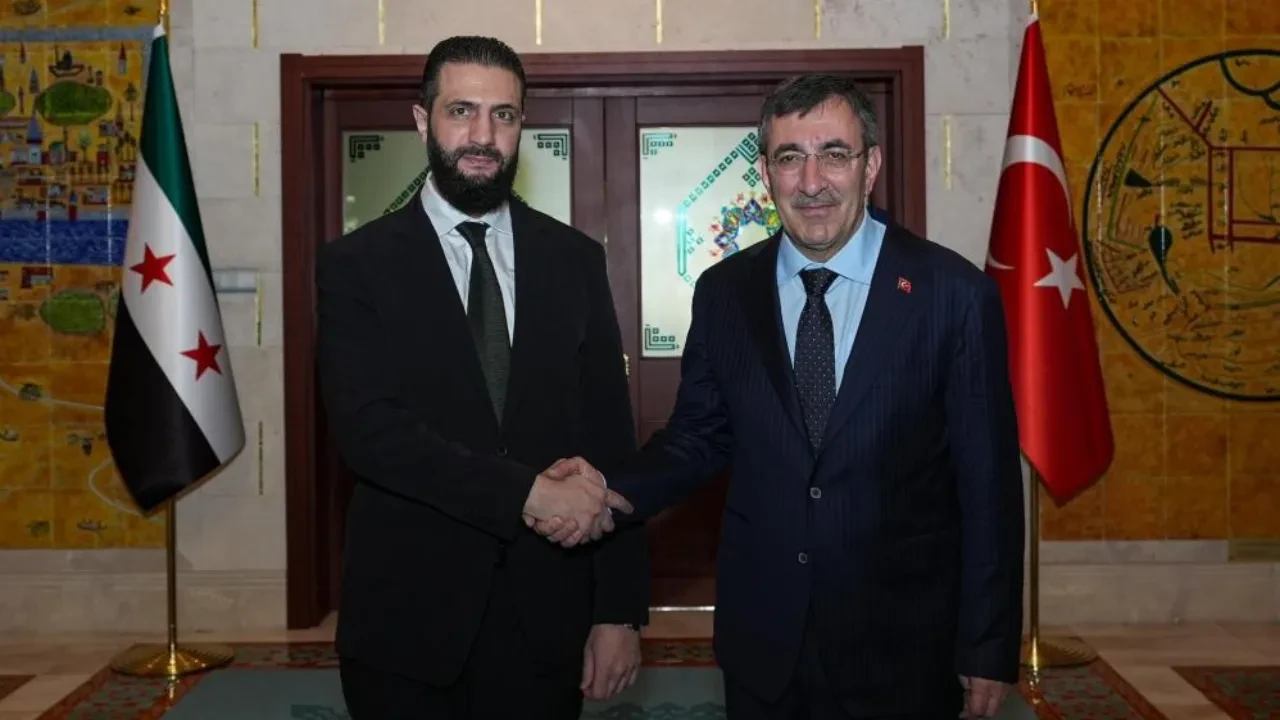 Türkiye ve Suriye arasında kritik görüşme! Suriye lideri Şara ve heyeti Ankara'da 