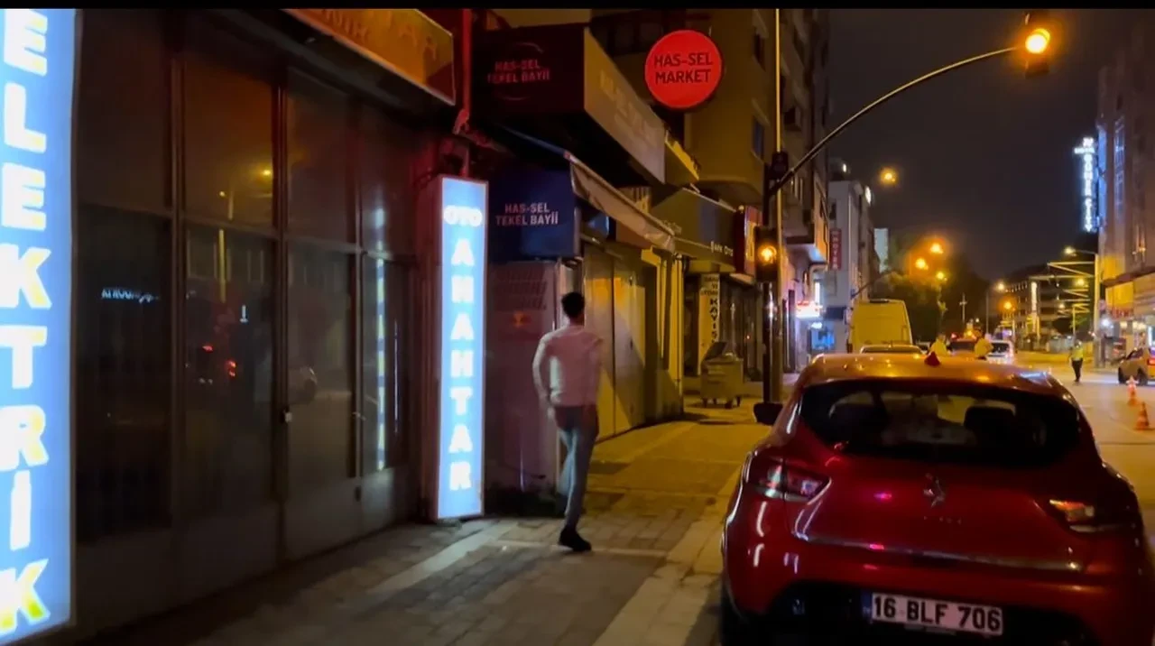 Alkolmetreyi 4 kez üflemeyip kaçmaya çalıştı, polisin bir sözüyle geri döndü
