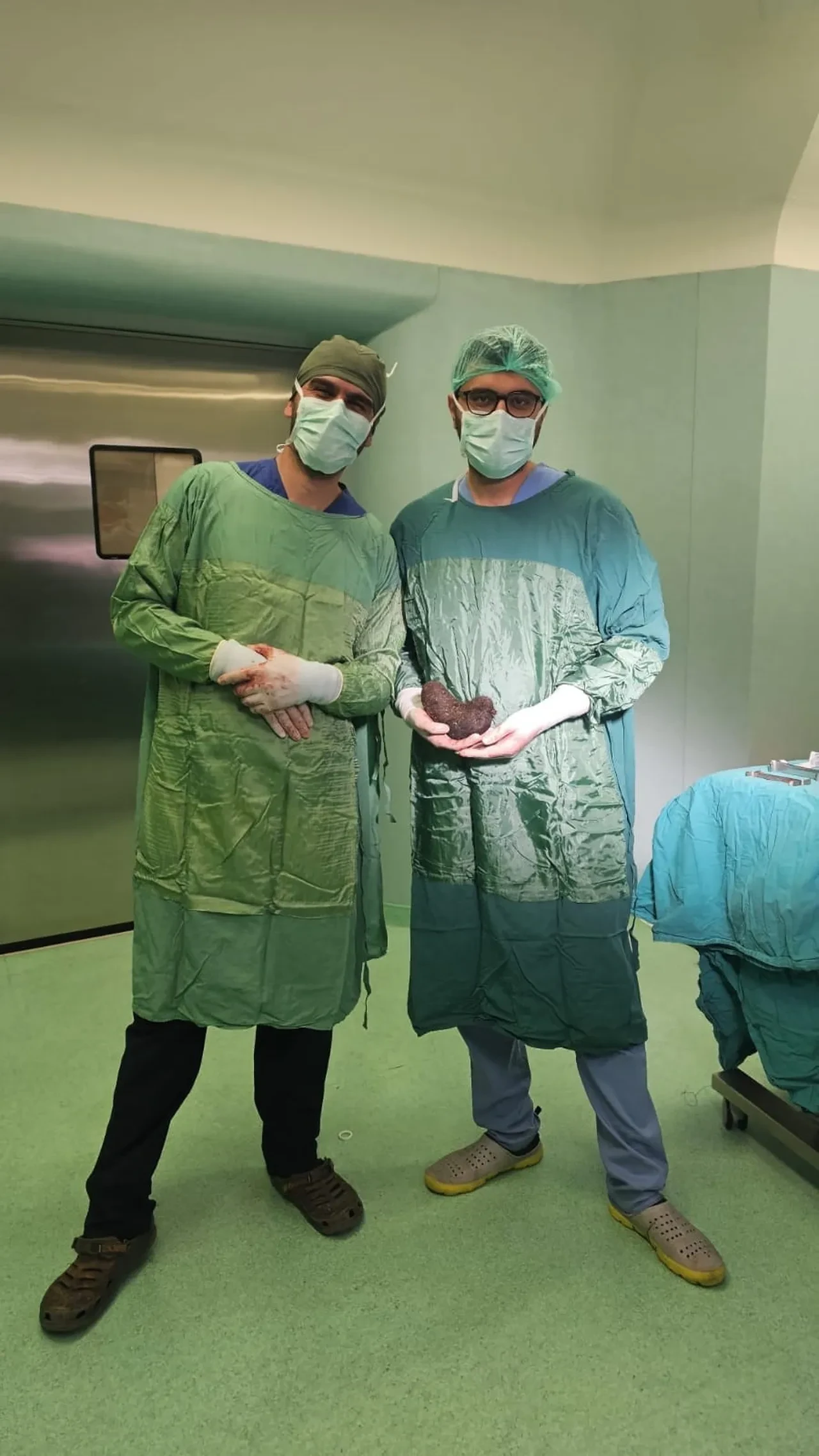 Çocuğun midesinden devasa şekilde çıktı, doktorlar açıklama yaptı: Nadir görülen tablo