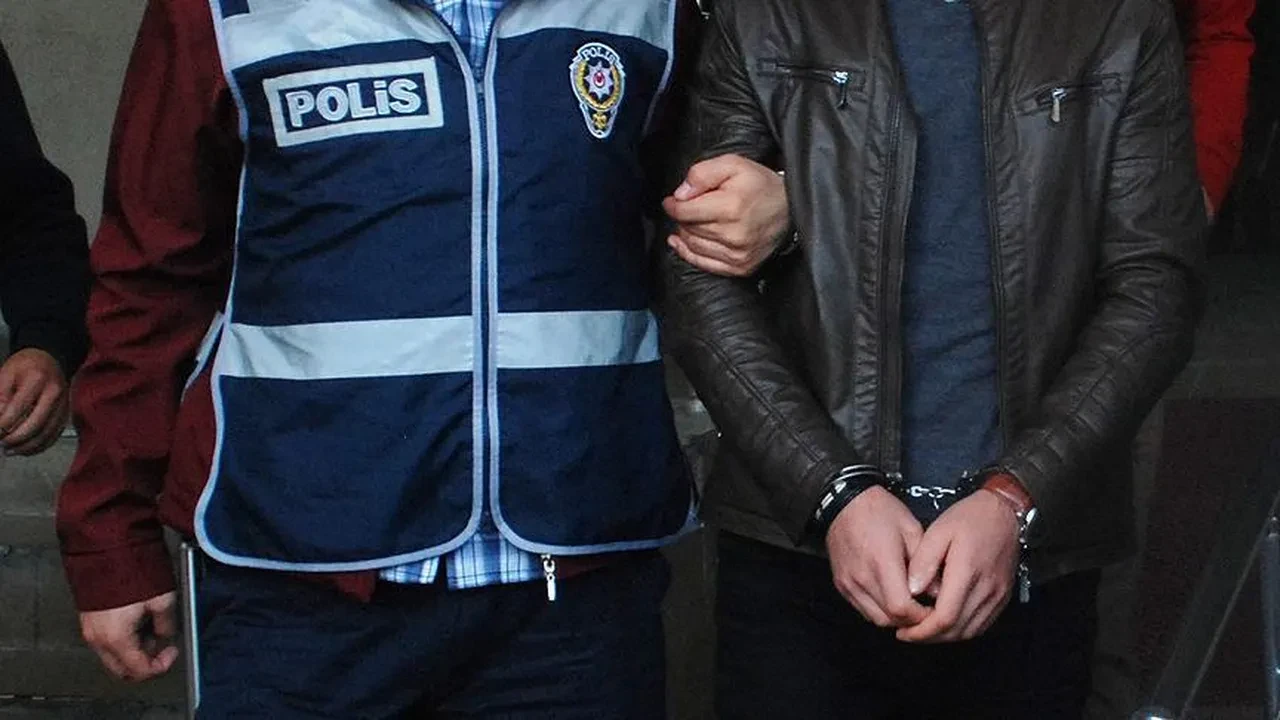 Edirne’de fuhuş operasyonunda 12 kadın kurtarıldı, 10 şüpheli yakalandı!