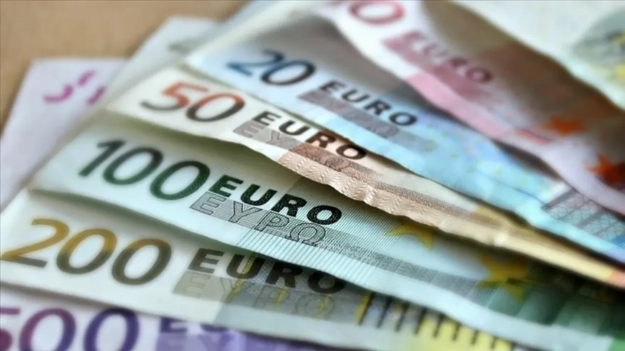 Elinde euro olanlar dikkat! Rekora ramak kaldı