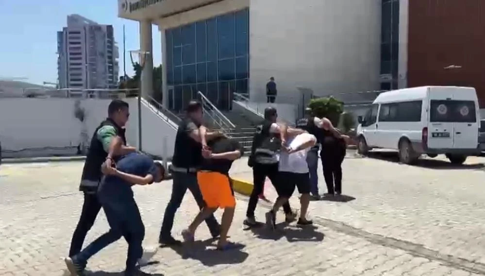 İskenderun'da yağma şüphelileri yakalandı: 3 kişi cezaevinde!