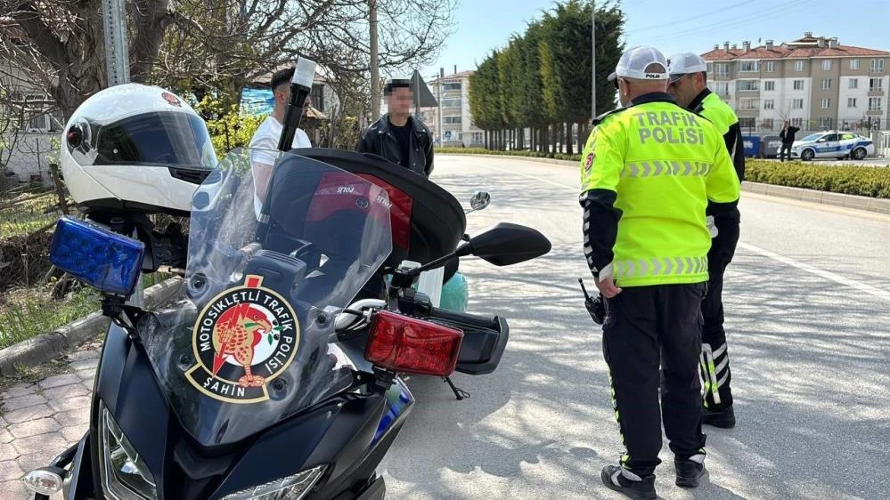 Bolu'da trafik polisleri sürücülere 8 milyon TL trafik cezası kesti!