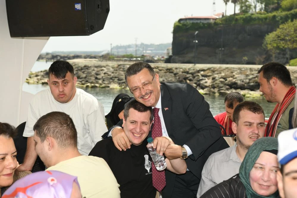 Trabzon'da engelliler Ganita'da buluştu, gönüllerince eğlendi!