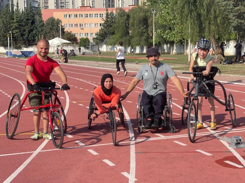 Türk Para Atletler İsviçre’de madalyaları topladı!