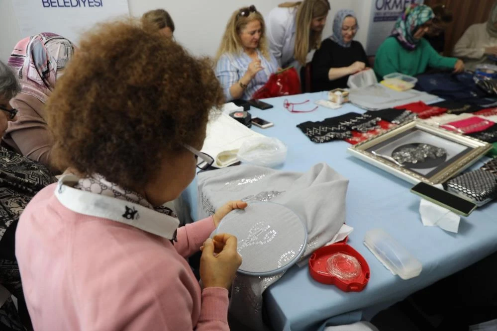 Ordu’da kadınlar tel kırma yaparak el emeklerini dünyaya pazarlıyor