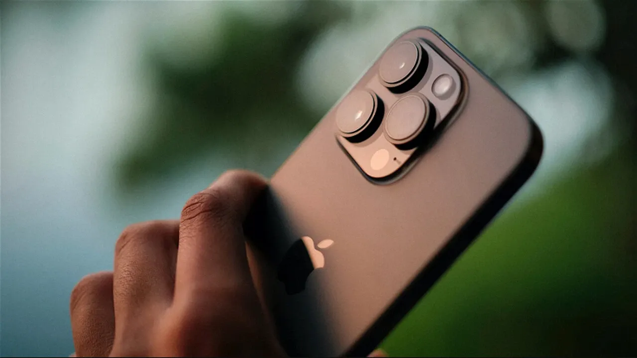 iPhone'larda depolama alanı derdi bitiyor! Tek tıkla 50 GB'a kadar yer açabilirsiniz