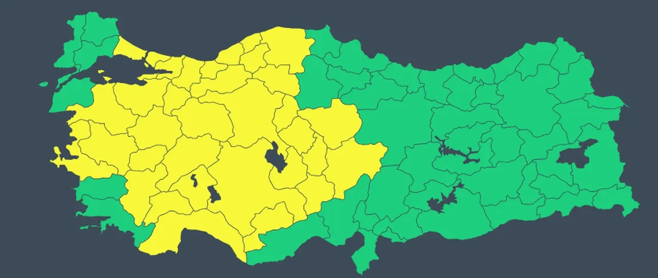 İstanbul, Ankara, İzmir dahil 36 ilde sarı alarm: Kuvvetli sağanak ve fırtına geliyor! İşte 26 Mayıs il il hava durumu
