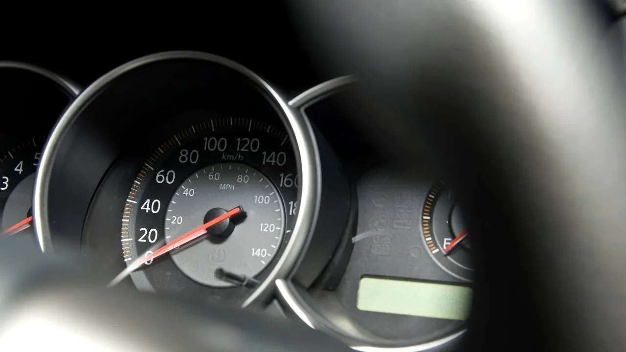 Kırmızı ışıkta stop ediyorsanız aracınızda bu parçada sorun olabilir! Oto tamirciler uyardı