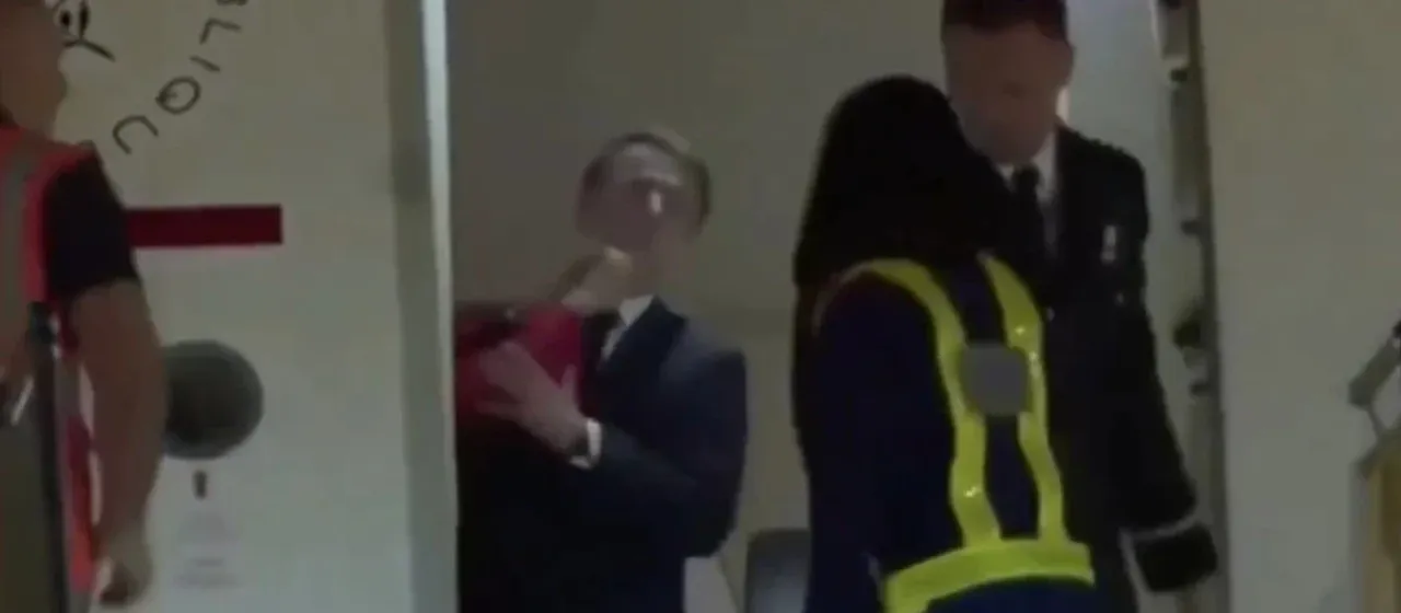 Macron'un eşi tarafından tokatlanma görüntüsü gerçek mi? İddialara açıklama geldi