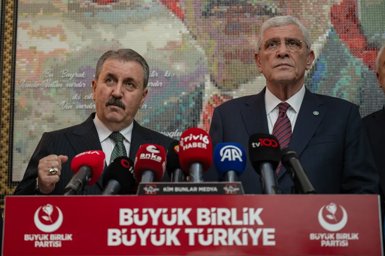 Müsavat Dervişoğlu'ndan Mustafa Destici'ye ziyaret! DEM'e veto, hükümete açık kapı
