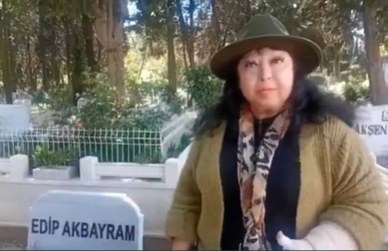 Serpil Alkan kuzeni Edip Akbayram'ın mezarı başında video çekti! "Bana tecavüz etti"