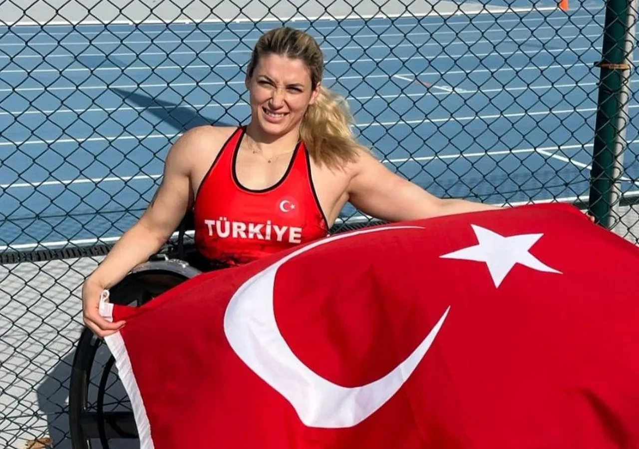Türk Para Atletler İsviçre’de madalyaları topladı!