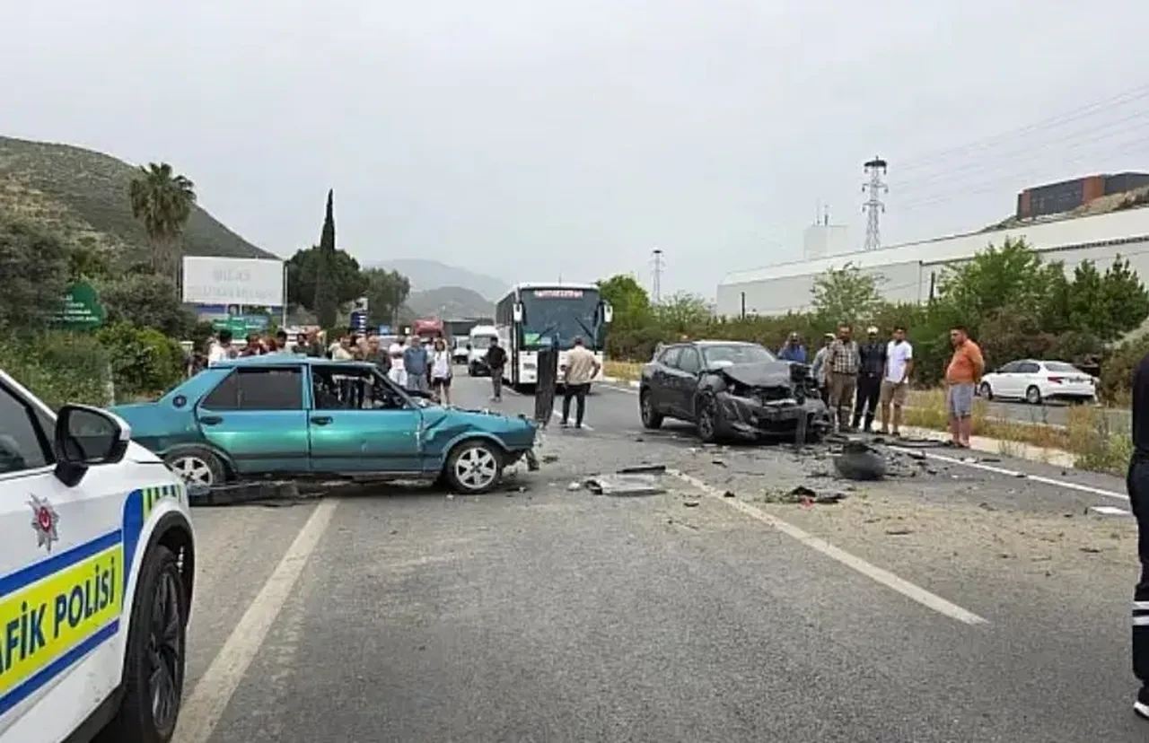 Yalı Çapkını'nın Hattuç halası Şerif Sezer trafik kazası geçirdi! Araç hurdaya döndü