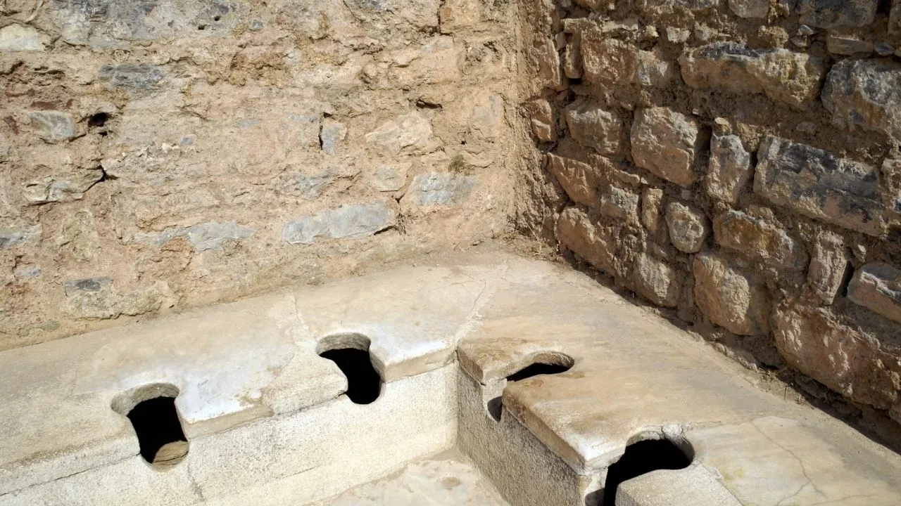 Antik Roma tuvaleti ortaya çıktı! Romalıların 2000 yıllık hijyen yöntemleri 