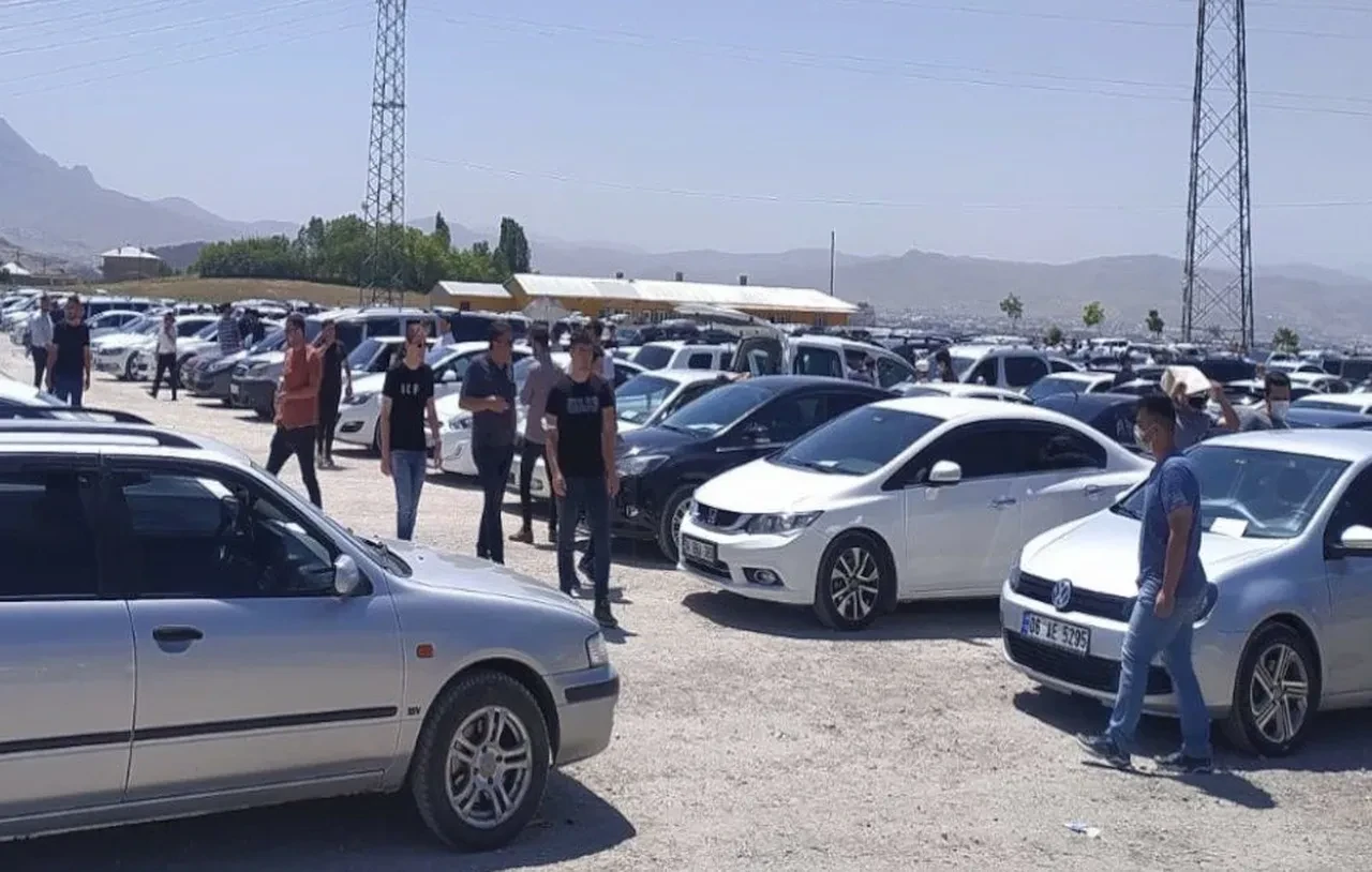 Bu arabaya sahip olan sakın satmasın! 'İkinci eli altın gibi değer kazanıyor'