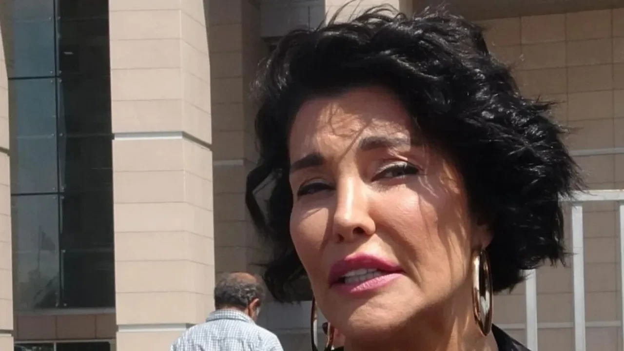 Deniz Akkaya'ya hapis cezası! 