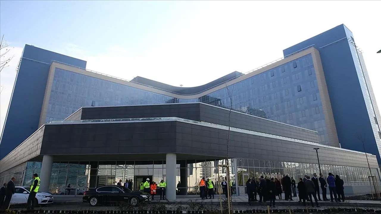 Genç kadının 'evli değilim diye muayene edilmedim' iddiası gündem oldu, Bilkent’ten yanıt geldi