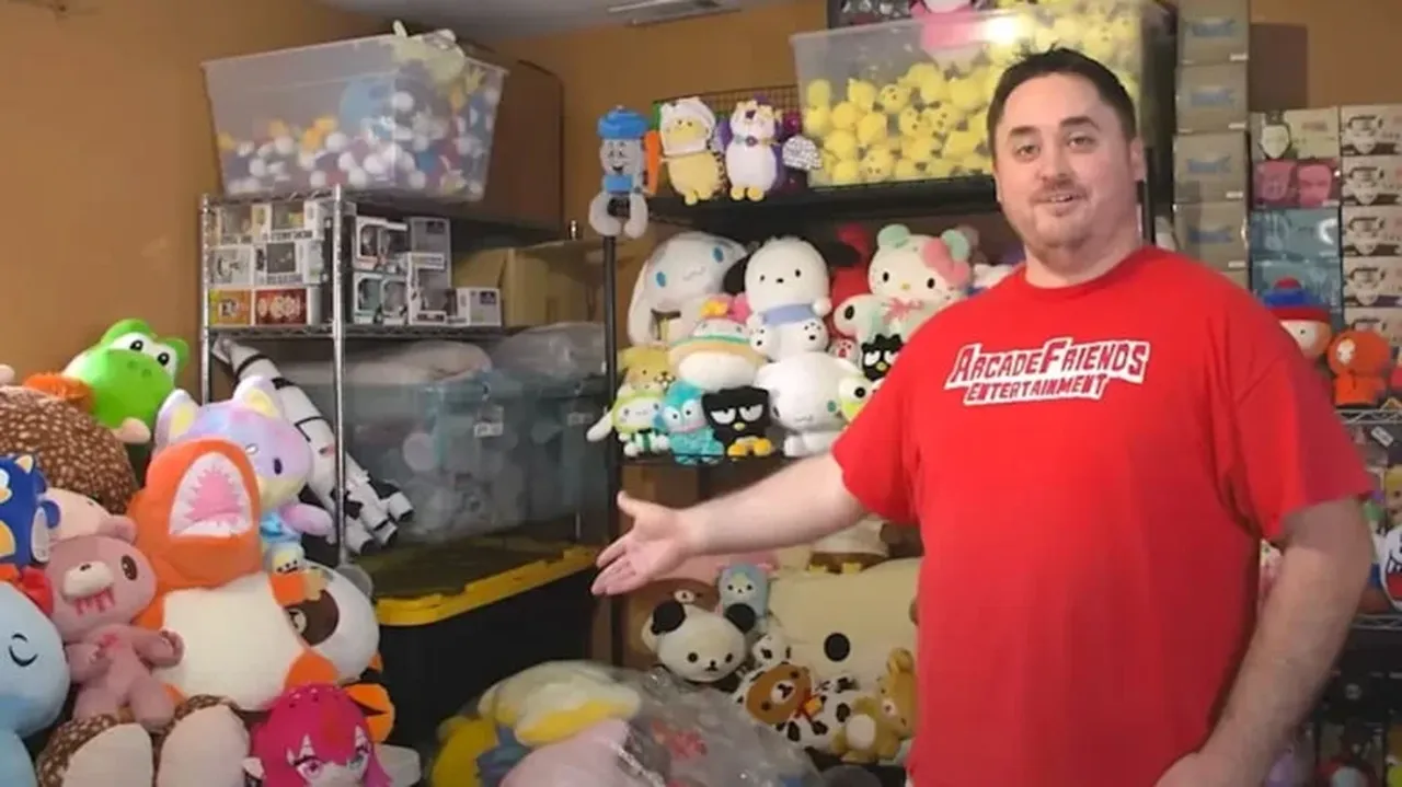 Sinirleri bozan makinenin açığını buldu, topladıklarını sattı: 40 bin dolar kazanıyorum