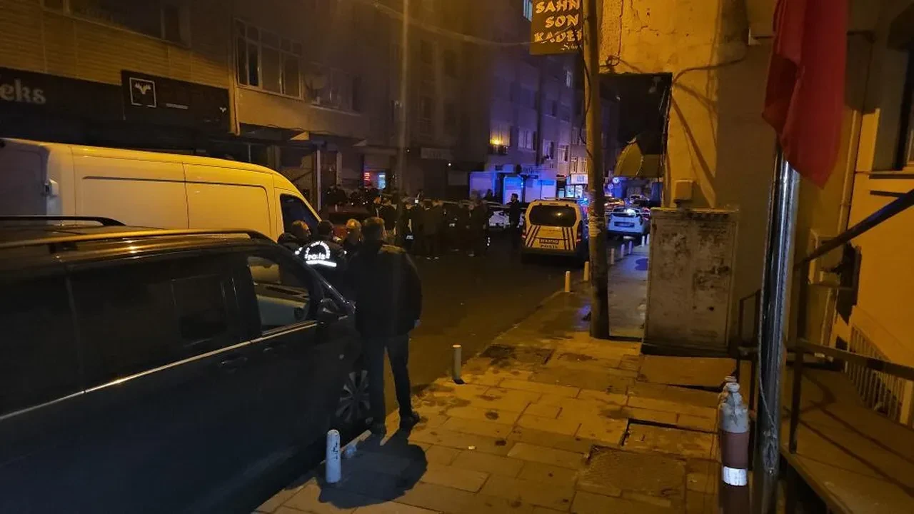 Son dakika | Kağıthane’de eğlence mekanına bombalı saldırı: Yaralılar var!