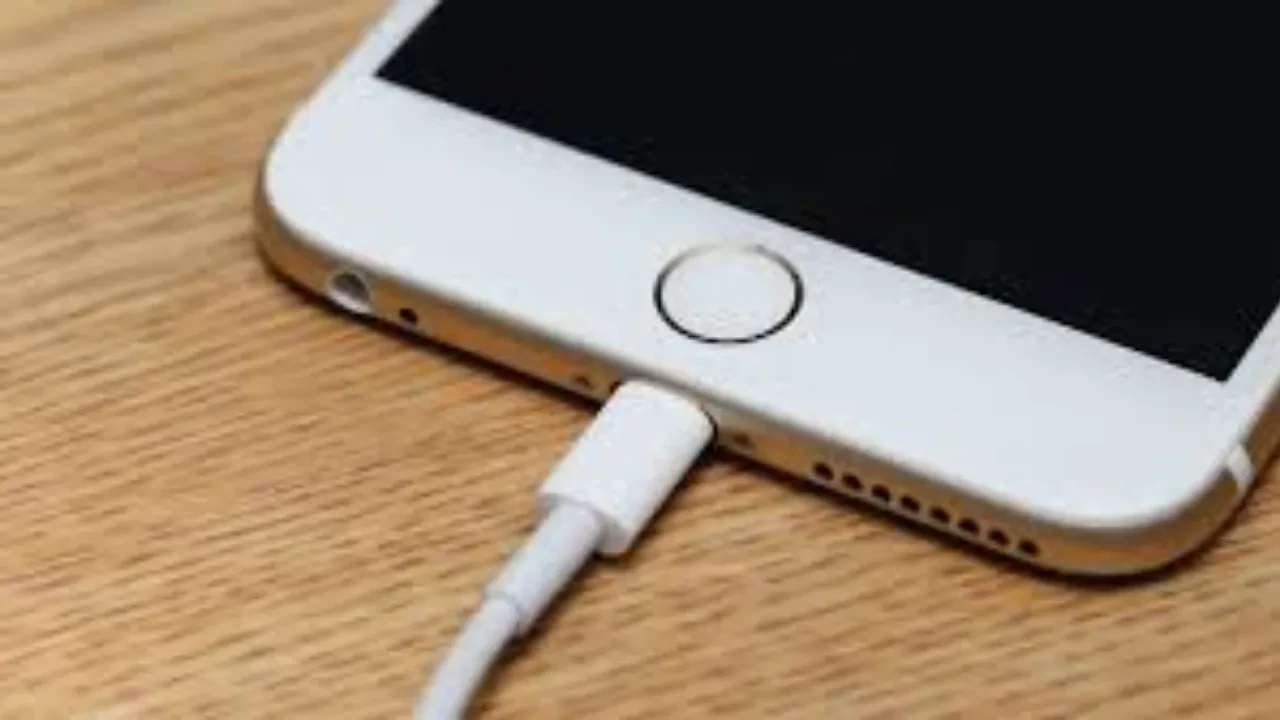 Telefonunuzu şarj ederken bunları yapıyorsanız iki kere düşünün