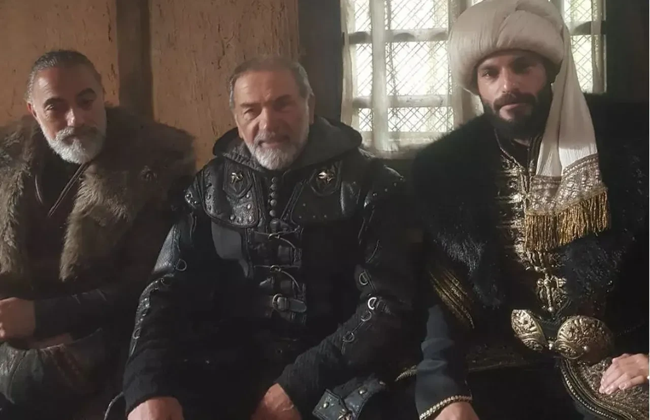 Ümit Acar Mehmed Fetihler Sultanı'na veda ediyor