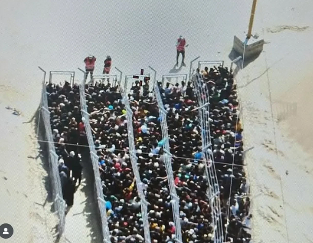 Açlık zulmü yüzüne vurulan Netanyahu kem küm etti! İftiraya sığındı