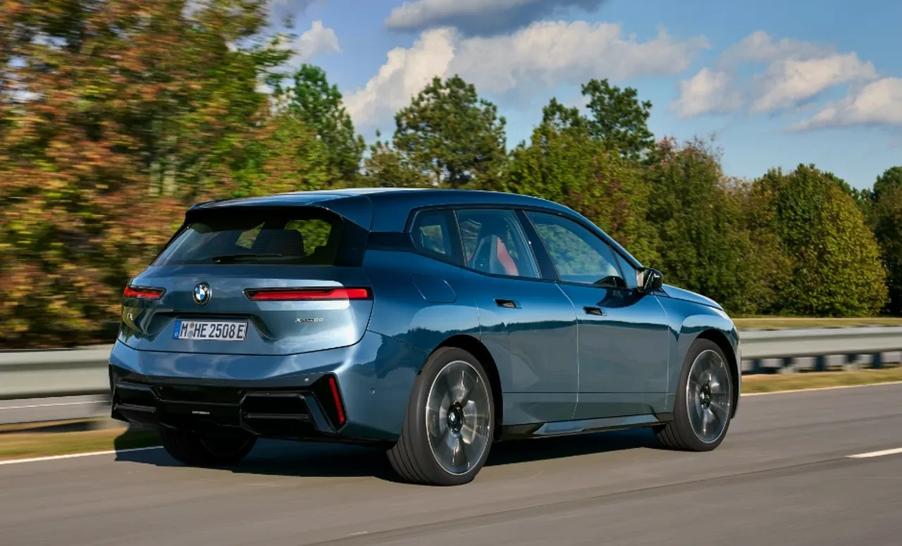 Akıl almaz menzil! Alman otomotiv devi Tesla'yı tahtından indirdi! 