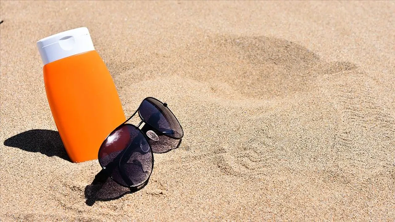 Cilt kanserinin en tehlikelisi burada başlıyor! Belirtileri aynada bile zor görünüyor