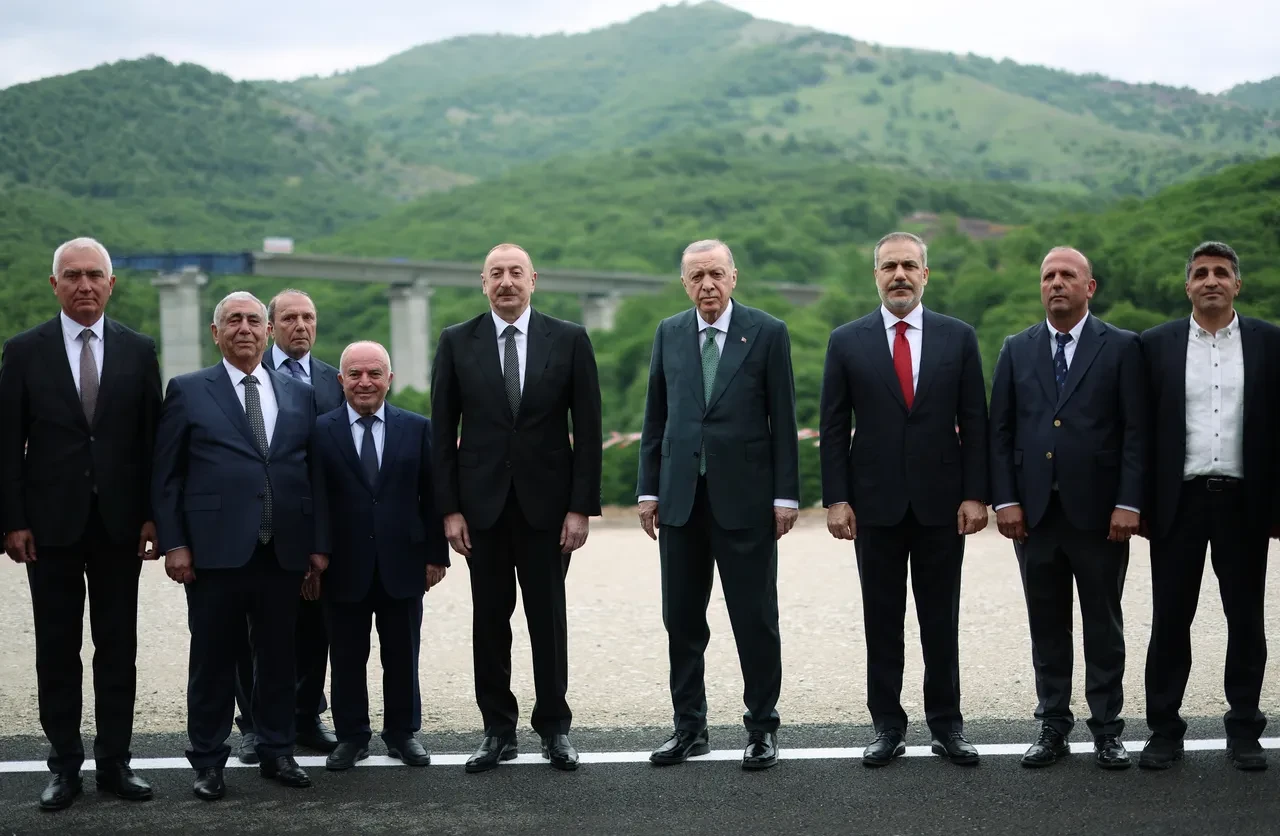 Cumhurbaşkanı Erdoğan Azerbaycan'da! Laçın'da tarihi açılış