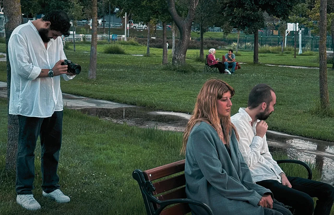 "Farazi 6 Sıfır 2" ile 6 Şubat Depreminin izleri anlatıldı: Hataylı gençlerin dramı YouTube'da