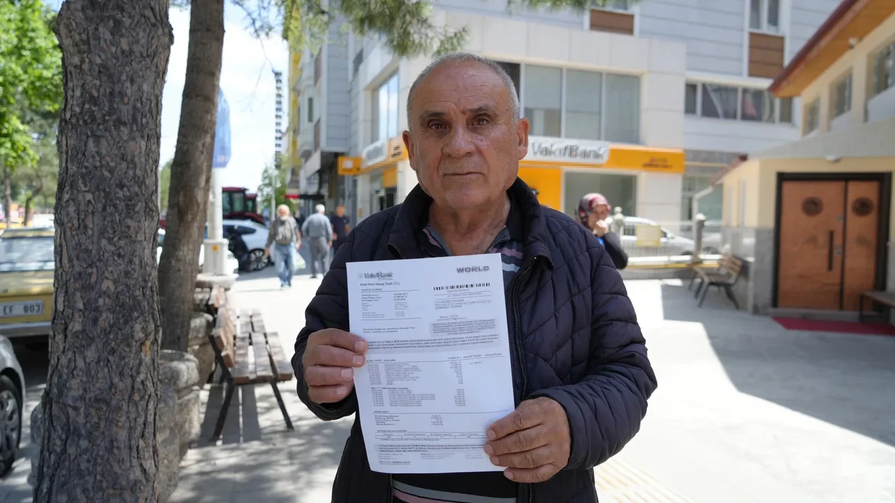 Gelen kredi borcuyla şoke oldu! Banka uyarı mesajı bile atmadı: 'Herkes mutlaka bunu yapsın'