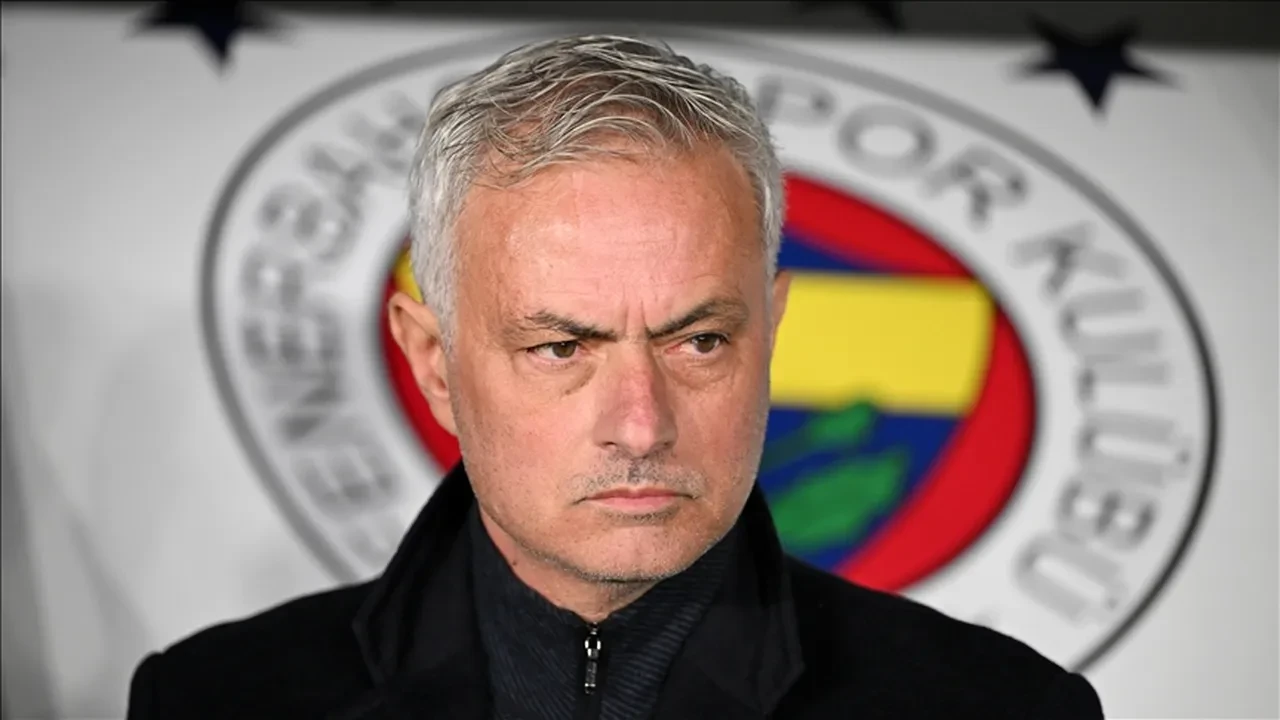 Jose Mourinho için dev talip! Fenerbahçe’nin hocasını resmen istediler