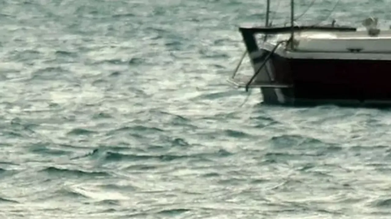 Karayipler'de bir teknenin içinden 11 ceset çıktı