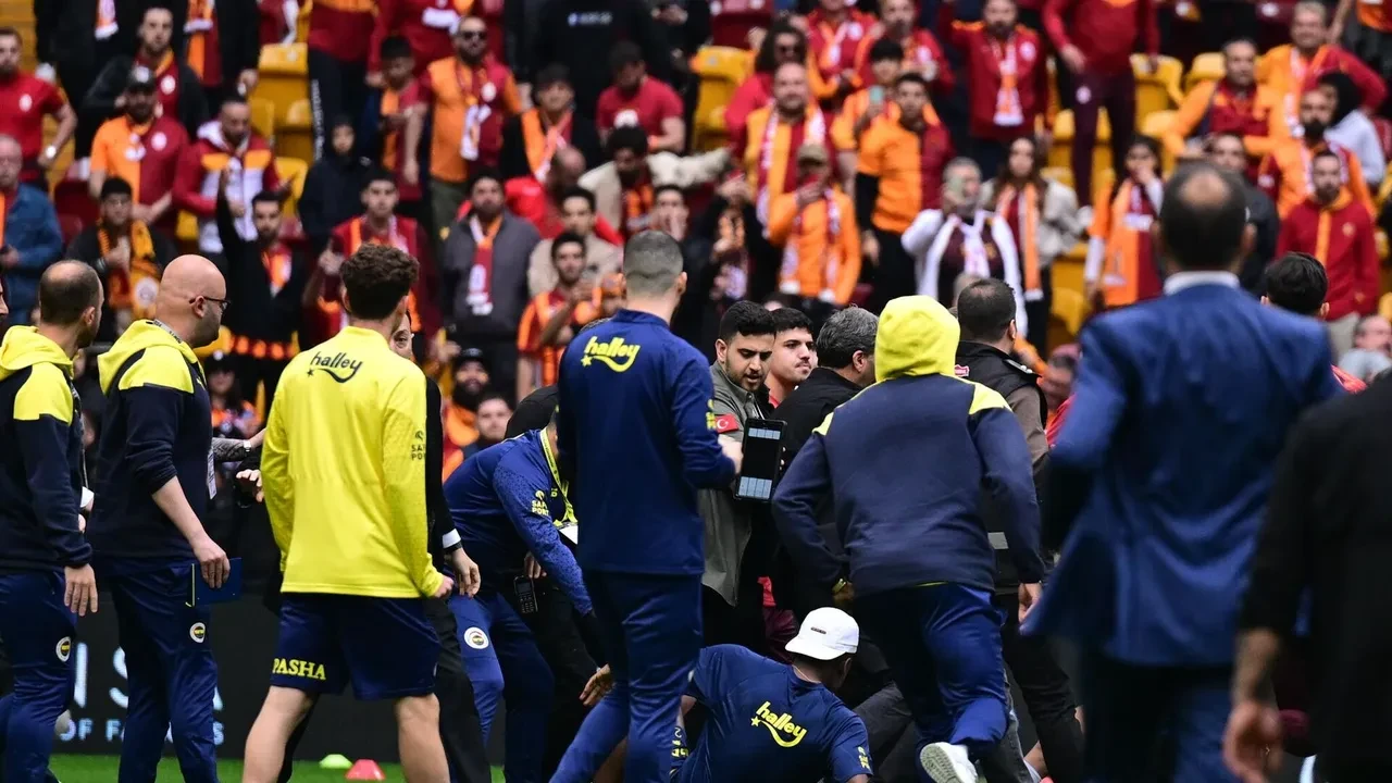 Neden buradayım bilmiyorum