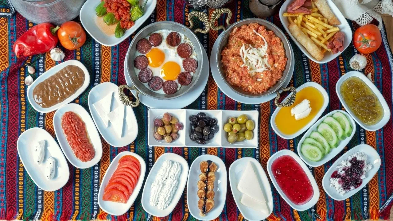 Sabahları bunları yapmadan güne başlamayın! Uzmanlar uyardı: Gün boyu etkiliyor