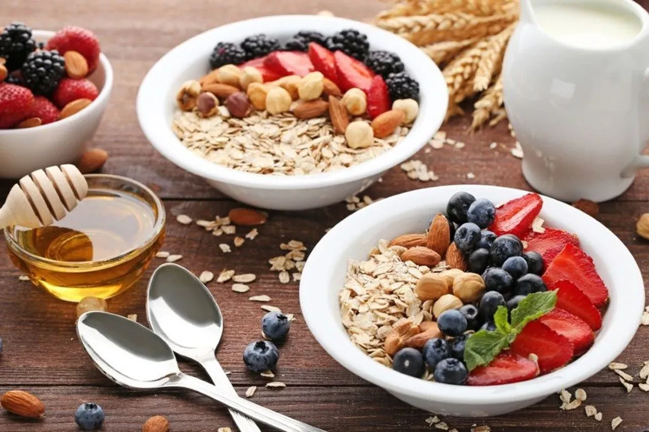 Yulaf Anne Sütünü Artırır mı, Azaltır mı? Yulaf Emziren Annelere Faydalı mı?